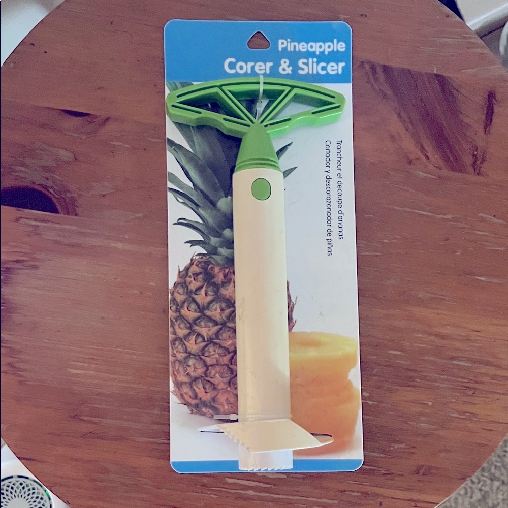 Green and White Pineapple Corer & Slicer